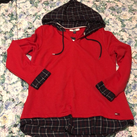 Tommy Hilfiger layered sweater with hood - Picture 2 of 4